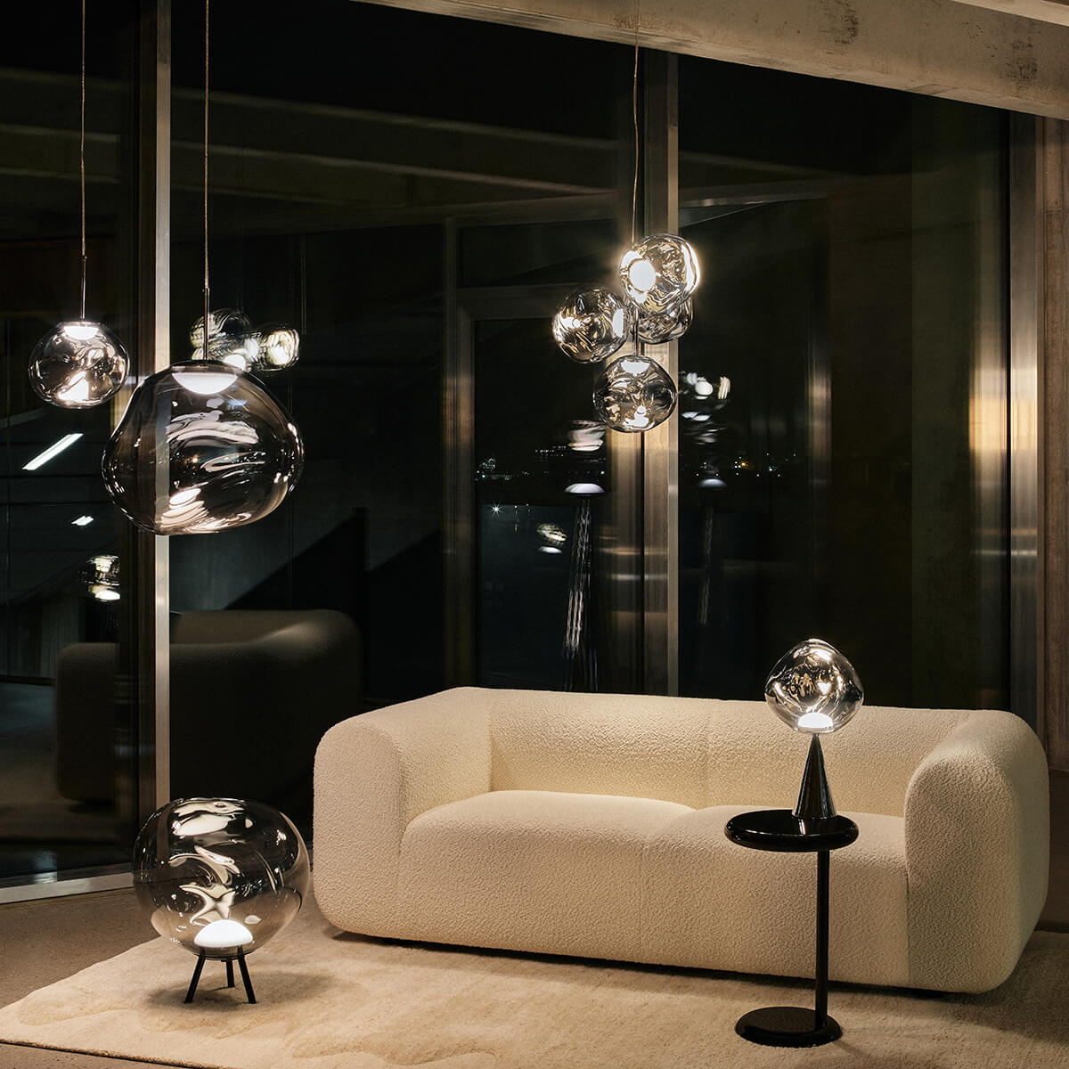 Melt Large Portable LED Akkusteh- / Pendelleuchte