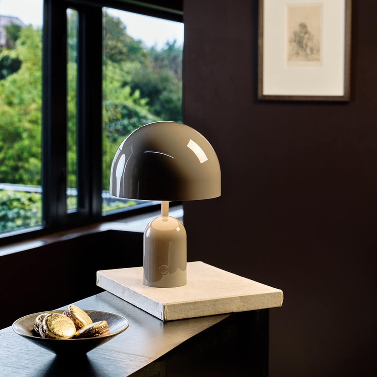 Tom Dixon Bell Portable LED Akkuleuchte, taupe glänzend