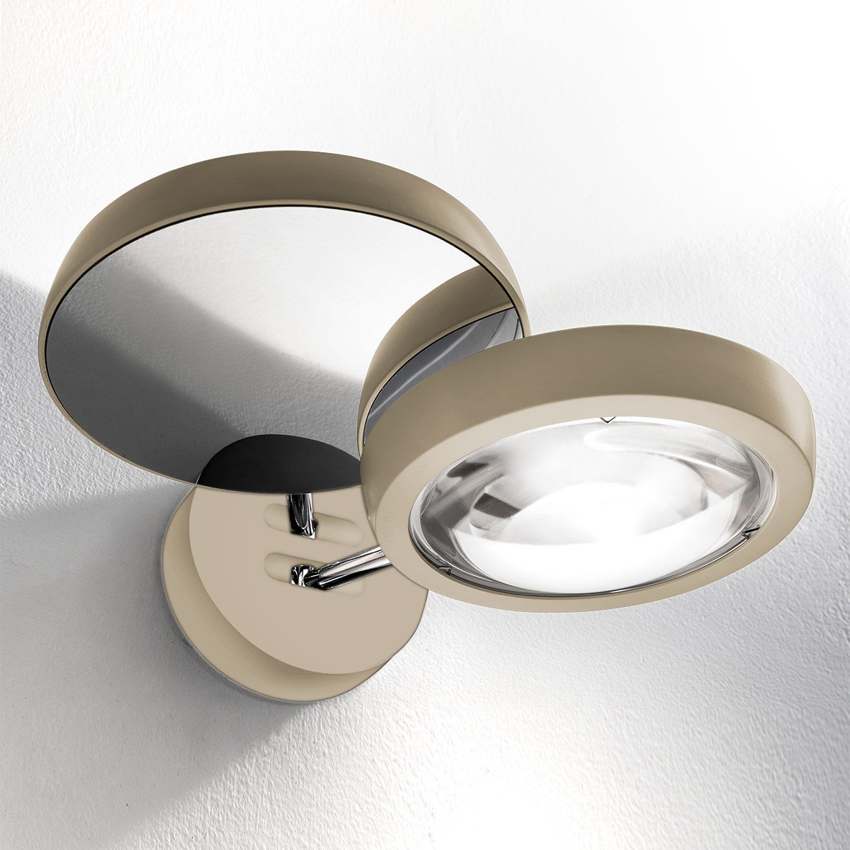 Lodes Nautilus LED Wandleuchte, 2700 K, champagner matt