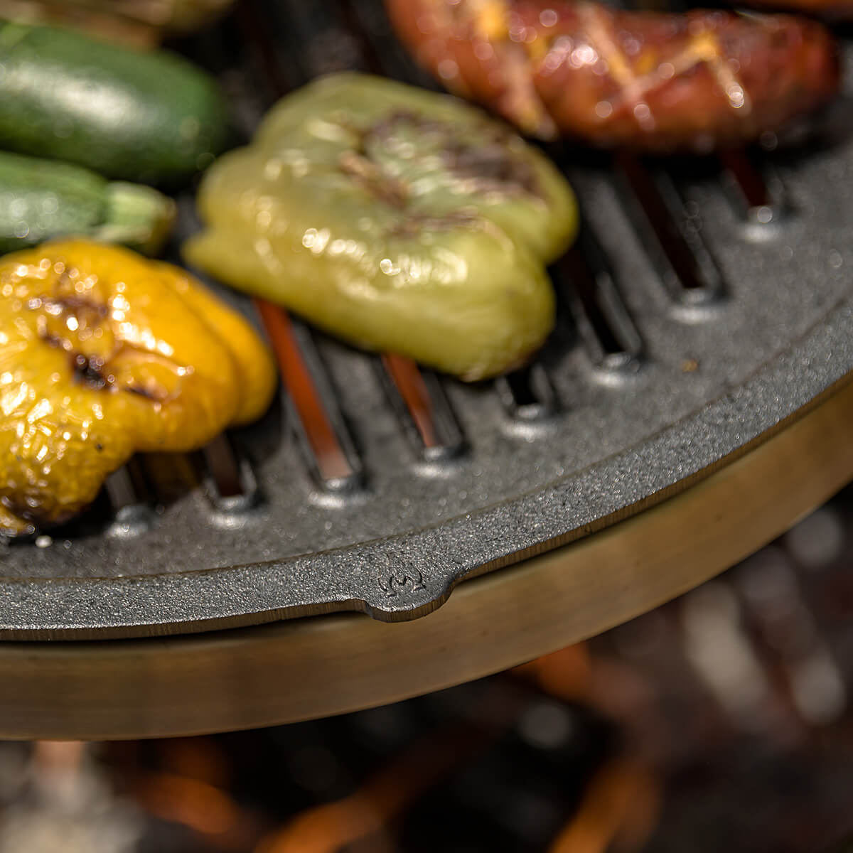 Yukon Gusseisen-Grillrost mit Aufsatz