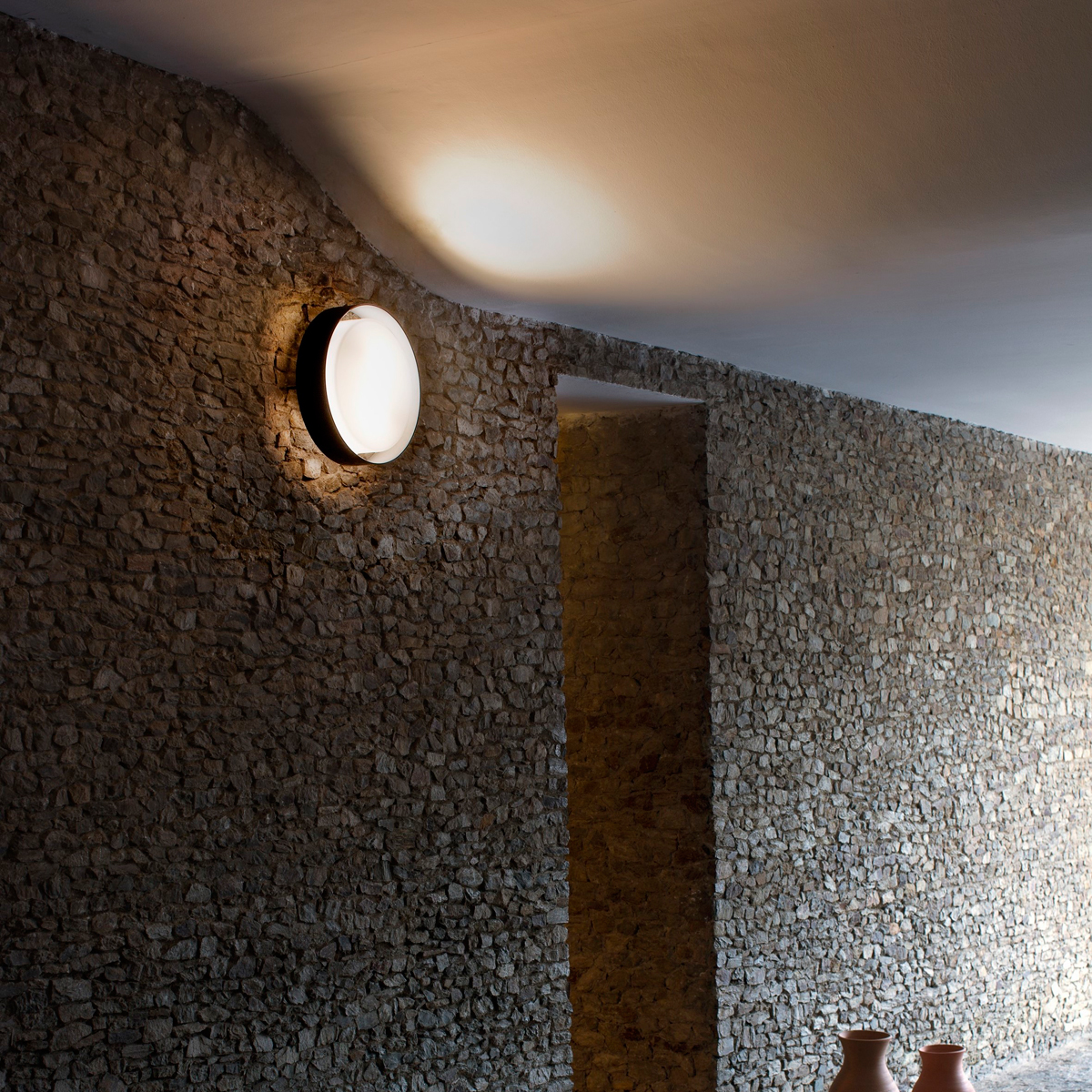 Marset Plaff-on! IP54 LED Wand- / Deckenleuchte, Ø: 33 cm, schwarz