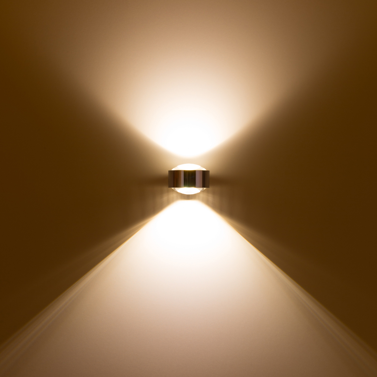 Top Light Puk Maxx Wall Wandleuchte, Chrom, mit Puk Maxx Linse satiniert (oben) und Puk Maxx Linse klar (unten)