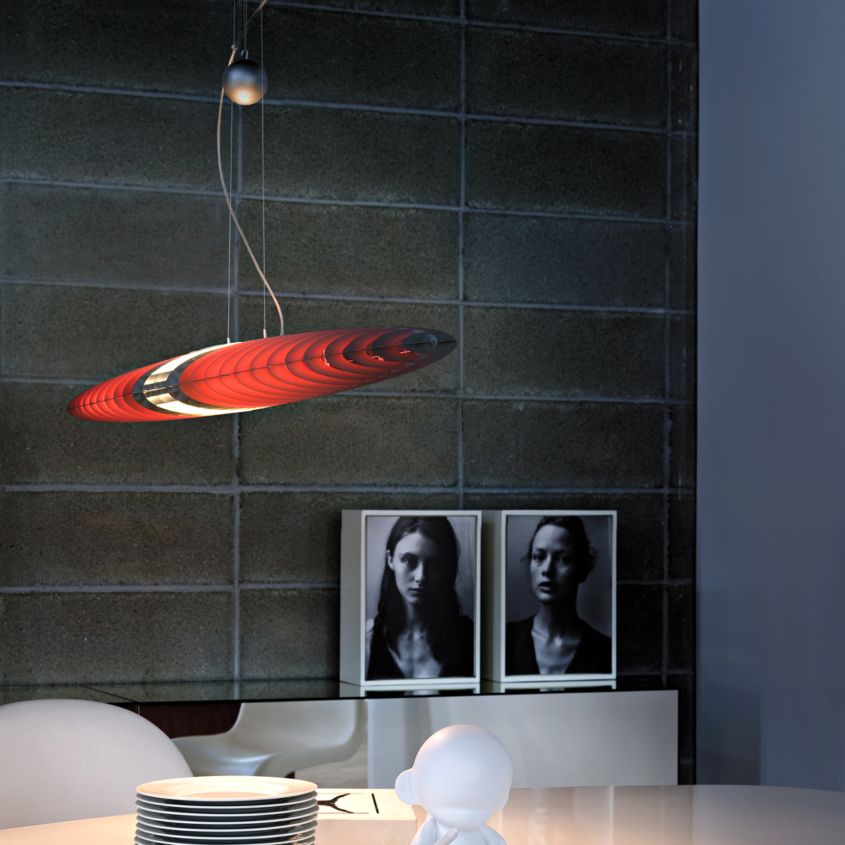 Luceplan Titania Sospensione, Aluminium, Farbfilter rot