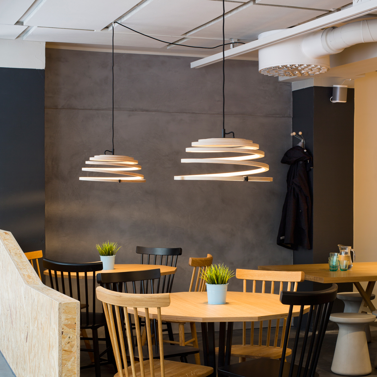 Secto Design Aspiro 8000 Pendelleuchte, Birke natur, Kabel: schwarz