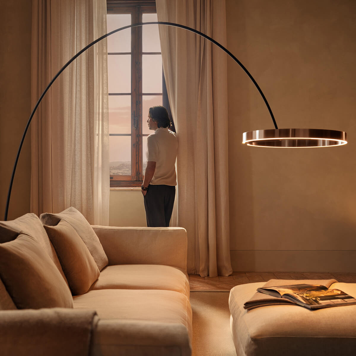 Mito largo LED Bogenleuchte