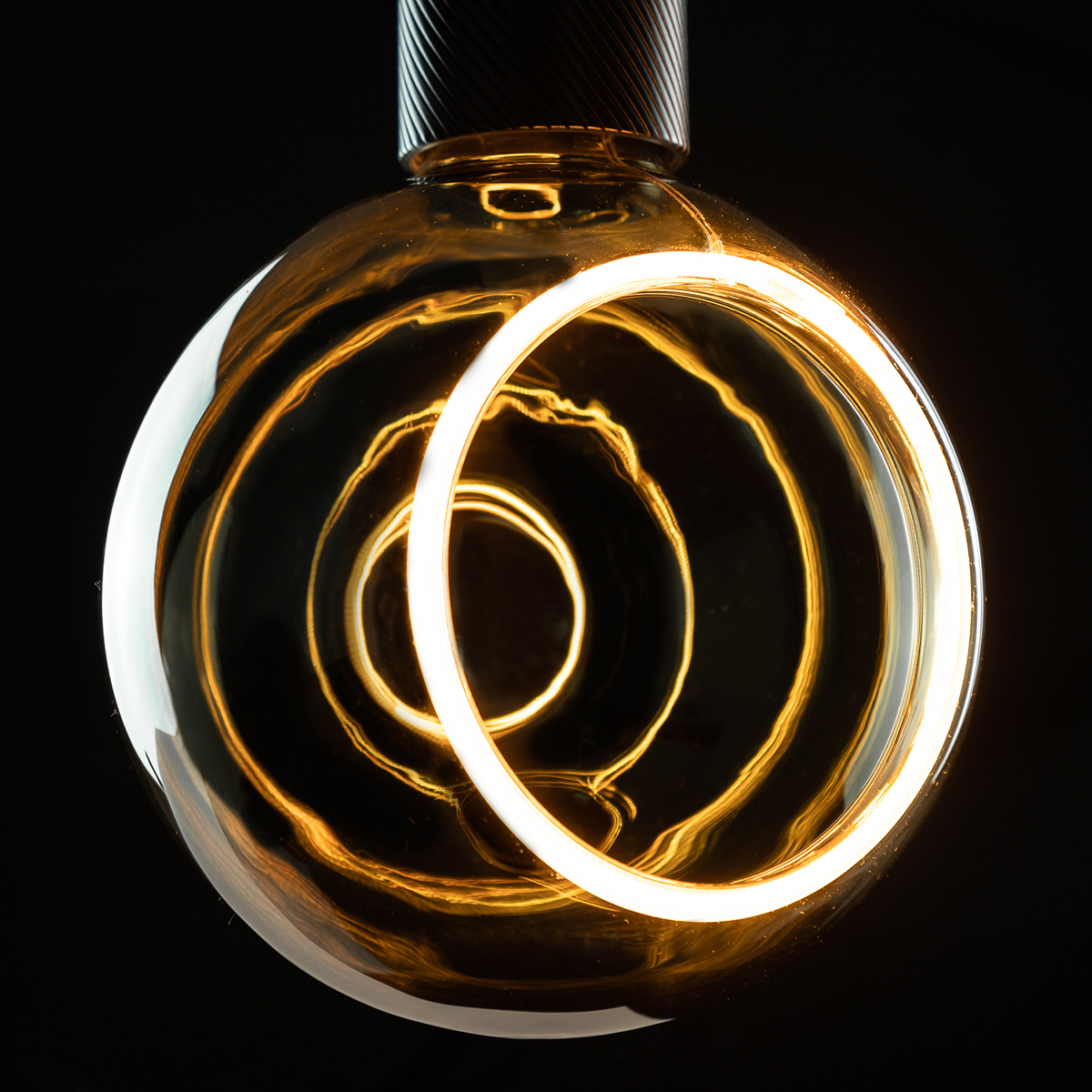 Segula LED Floating Globe 150 90° smokey grau E27, 6 W, 1900 K, dimmbar, Ø: 15 cm