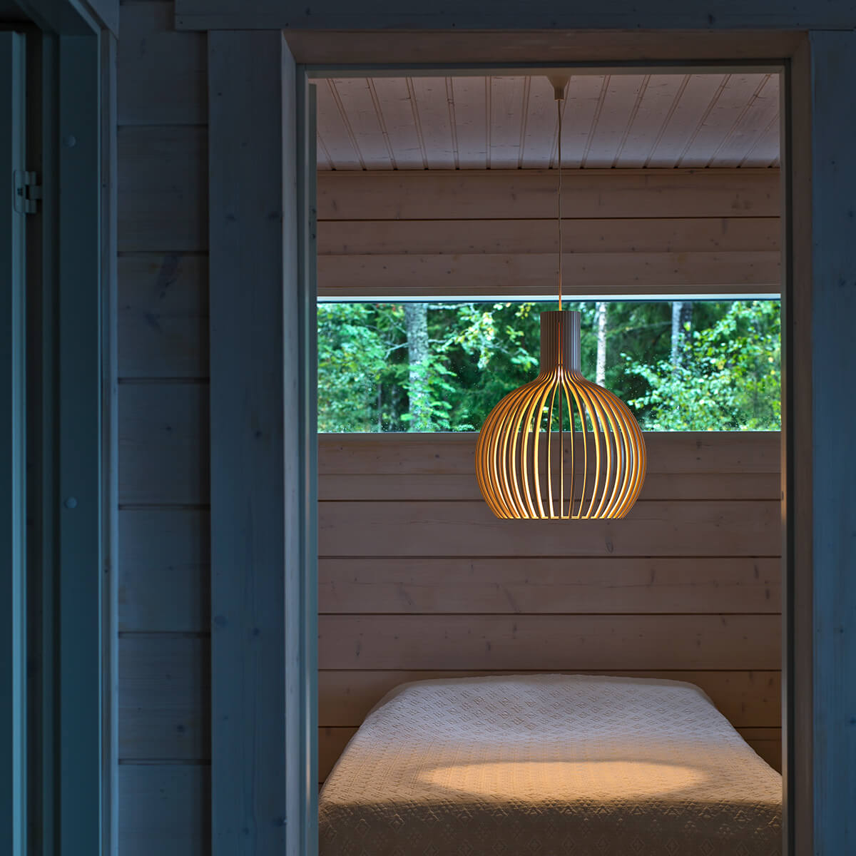 Secto Design Octo Small 4241 Pendelleuchte, Birke natur, Kabel: weiß
