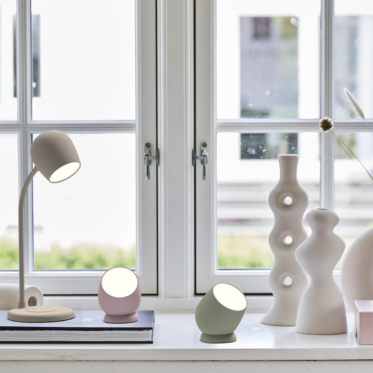 Kreafunk Beam LED Akkuleuchte, Dusty rose (rosa) und Dusty olive (grün)