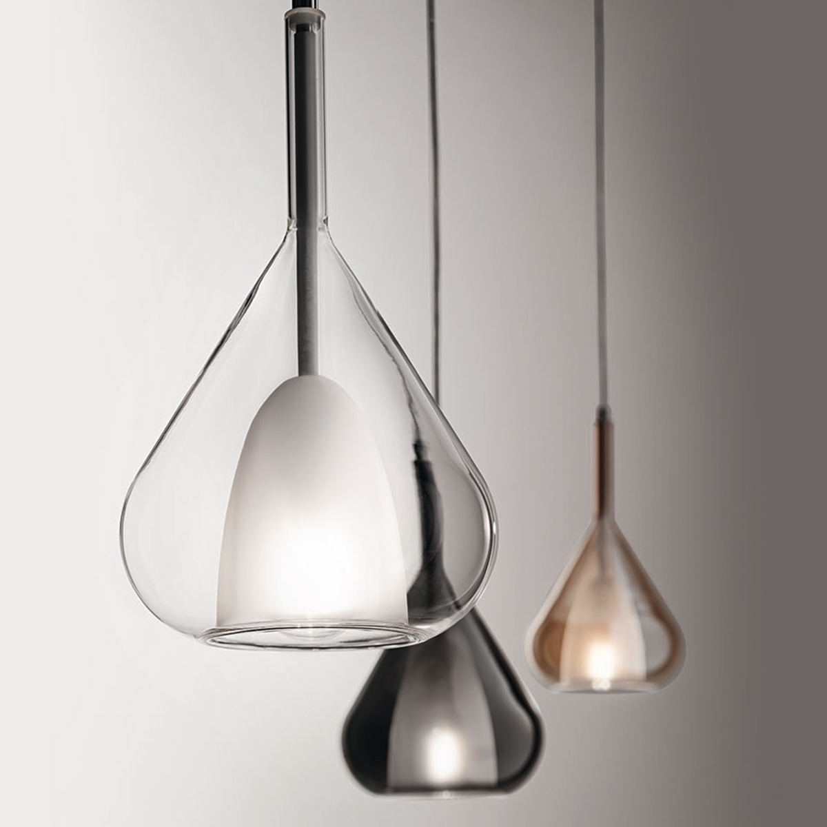 Fabas Luce Lila Pendelleuchte, transparent, grau transparent und amber