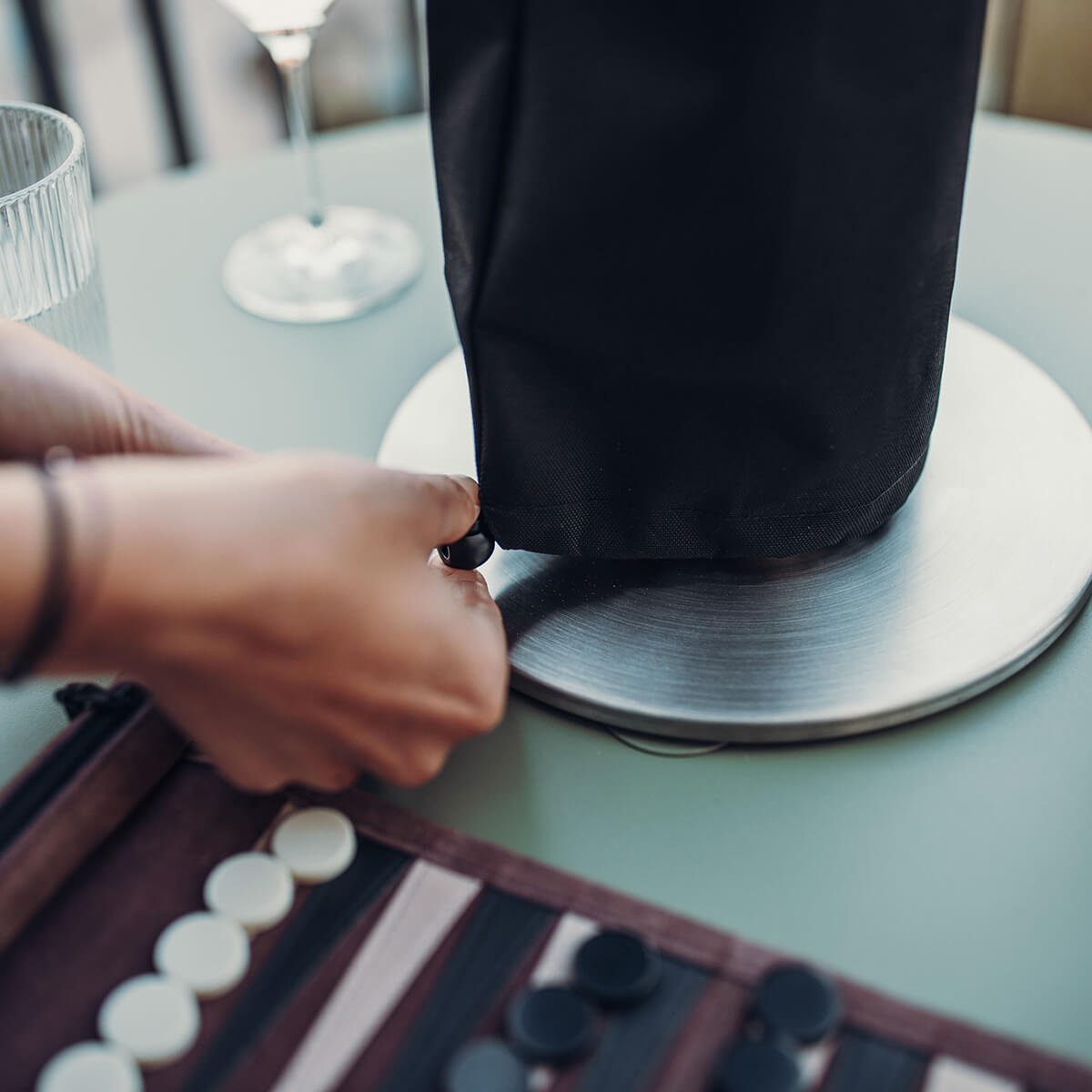 Höfats Spin Abdeckhaube, für Spin 1200/120, mit dem höfats Spin 1200 Tischfeuer & Windlicht, Silber (separat erhältlich)