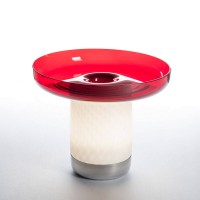 Artemide Bontà Portable LED Akkuleuchte, inkl. Teller, Glas: rot